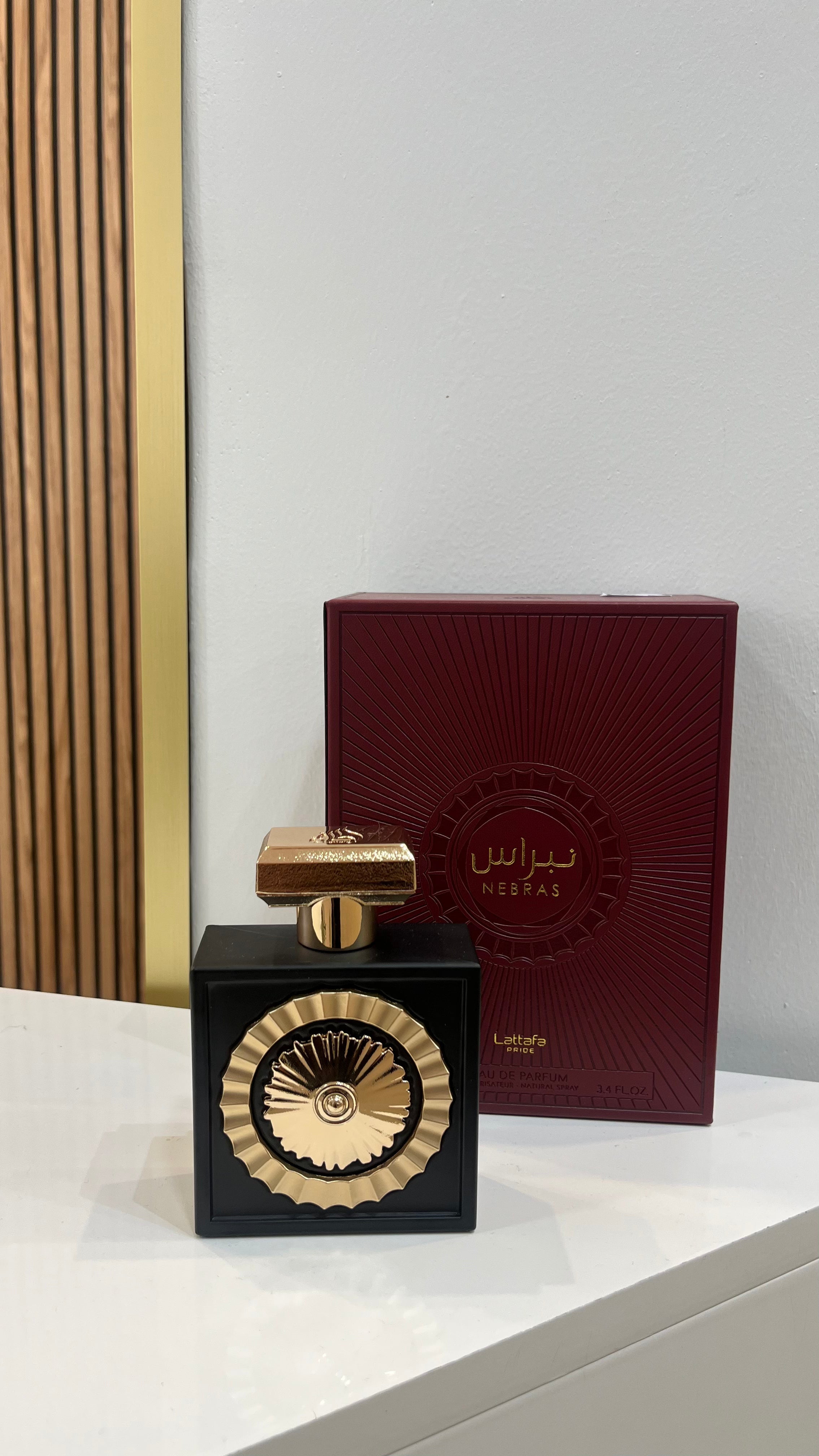 Elegante Vestido Largo Modesto NEBRAS: Diseño Fluido, Confort, Estilo Versátil